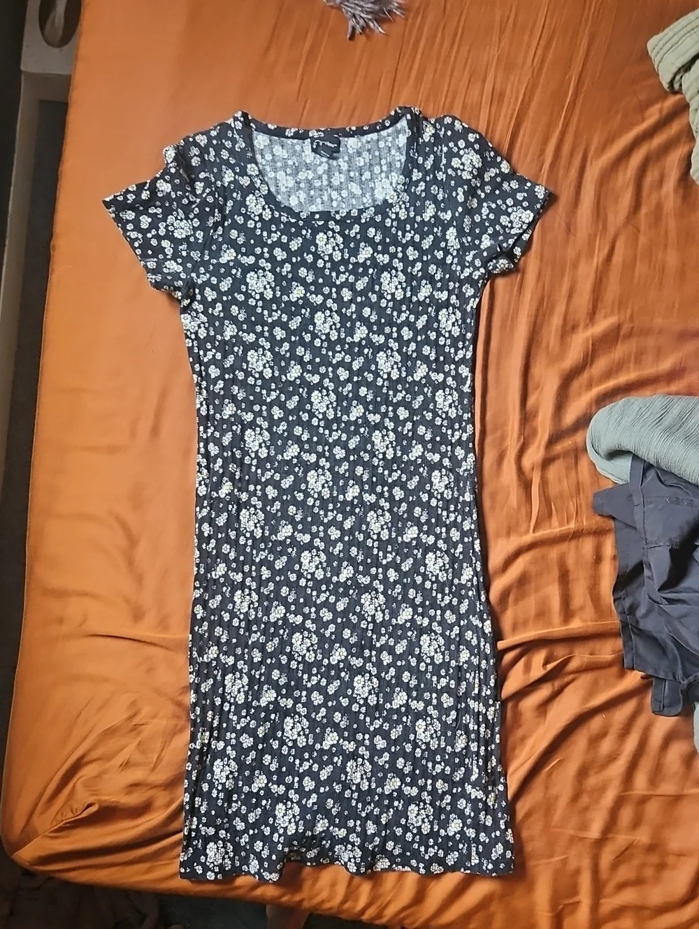 Black Floral Short Sleeve Scoop Neck Dress